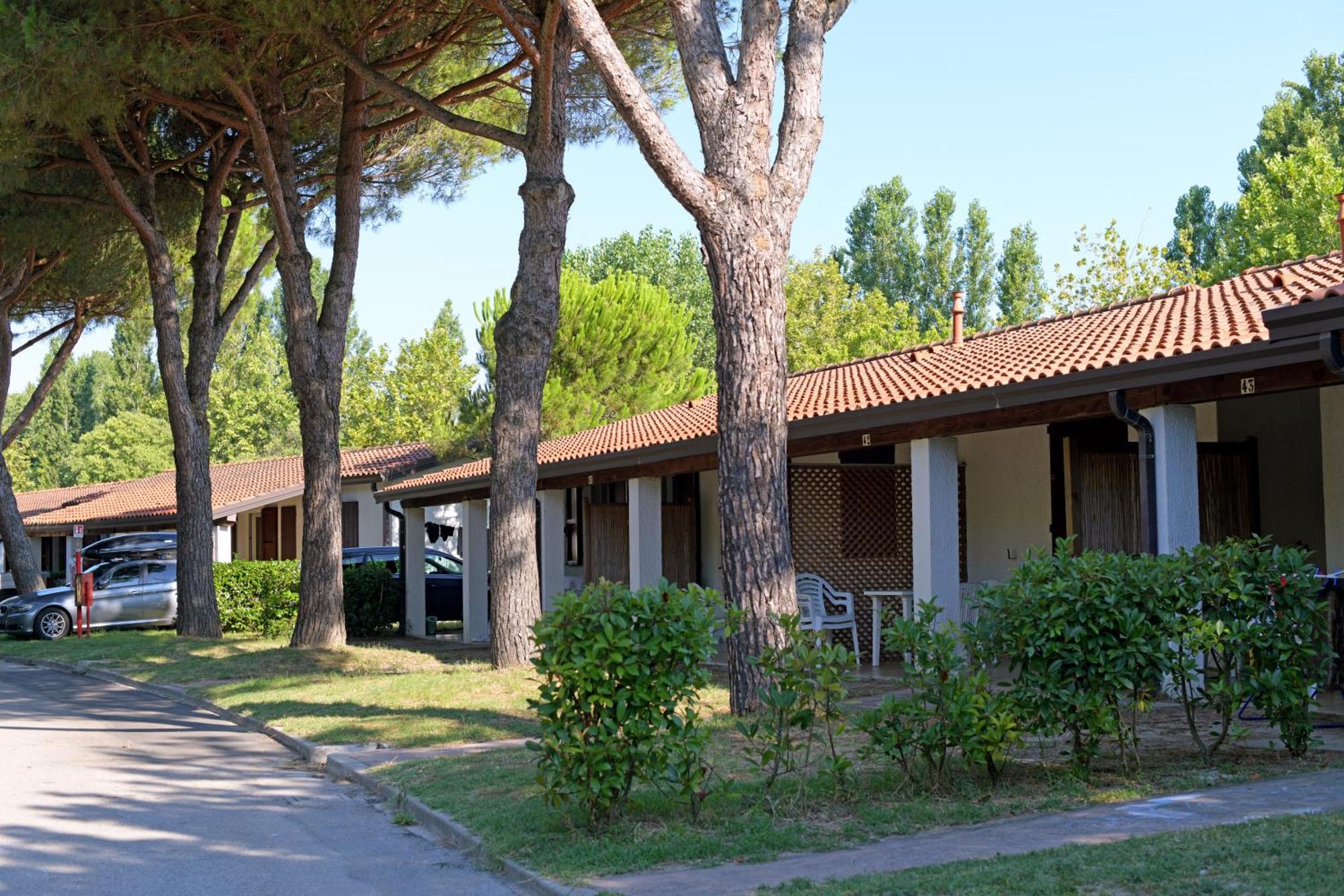 לידו די פומפוזה I Tre Moschettieri Camping Village מראה חיצוני תמונה