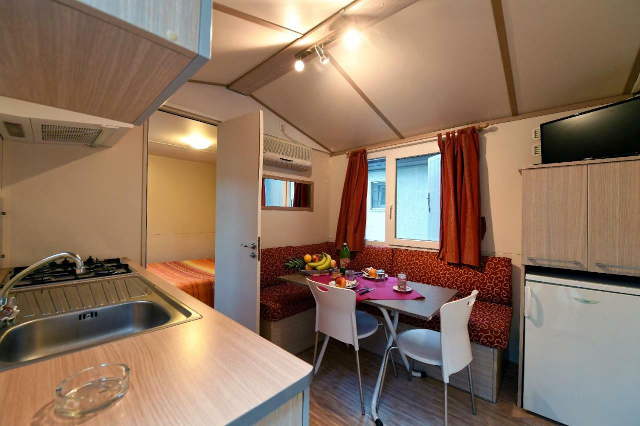 לידו די פומפוזה I Tre Moschettieri Camping Village מראה חיצוני תמונה