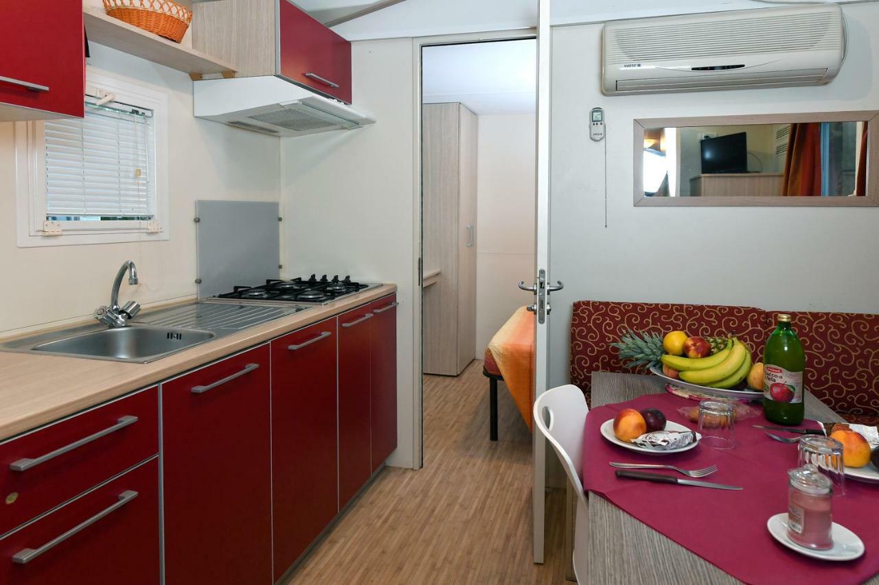 לידו די פומפוזה I Tre Moschettieri Camping Village מראה חיצוני תמונה
